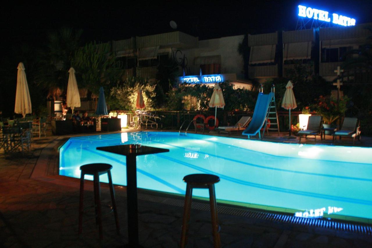 Batis Hotel Livanátai Zewnętrze zdjęcie