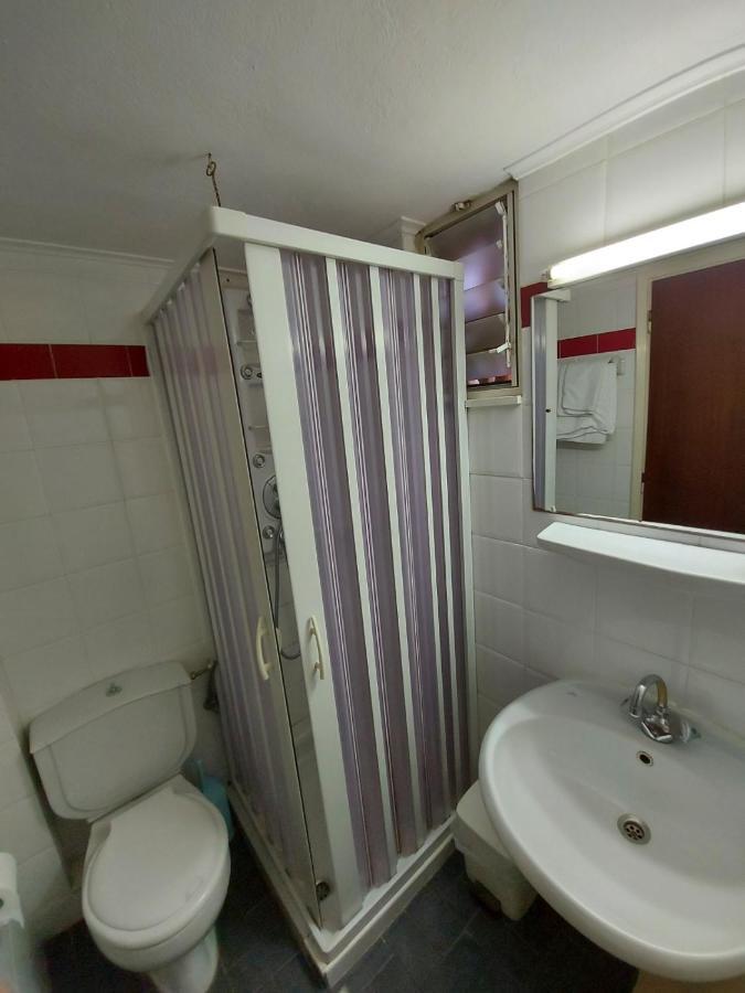 Batis Hotel Livanátai Zewnętrze zdjęcie